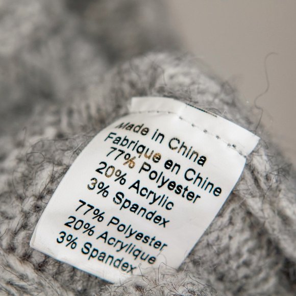 Lyla + Luxe Grey Woven-Textured Turtleneck Sweater - Picture 4 of 5